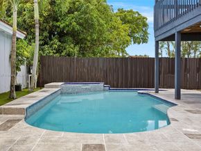 17532 NW 61st Ct N, Hialeah FL 33015