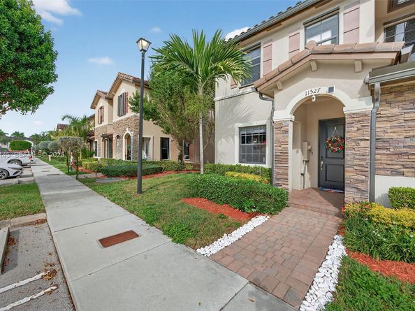 11527 SW 248th Ln, Homestead FL 33032