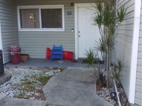 3437 NW 44th St 104, Oakland Park FL 33309