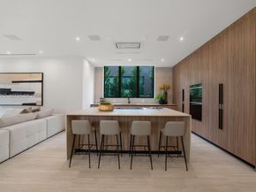 4095 Hardie Ave, Miami FL 33133