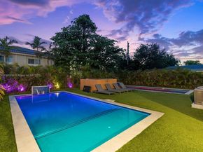 817-819 NW 1st Ave, Fort Lauderdale FL 33311