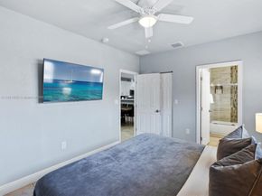 817-819 NW 1st Ave, Fort Lauderdale FL 33311