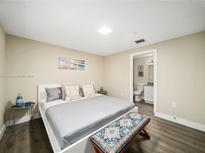 2324 Garfield St, Hollywood FL 33020