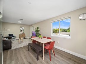 2324 Garfield St, Hollywood FL 33020