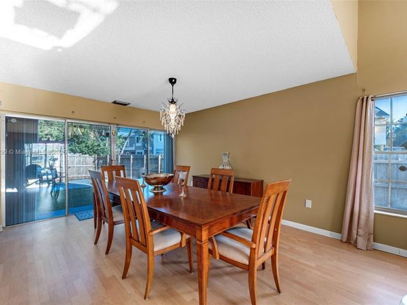 9465 SW 146th Ct, Miami FL 33186