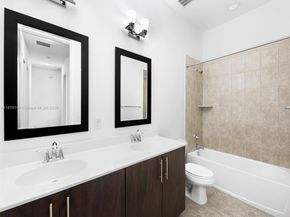 1732 NW 124th Pl, Pembroke Pines FL 33028