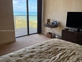 6423 Collins Ave 809, Miami Beach FL 33141