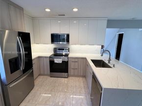 117 Danielle Ct, Weston FL 33326