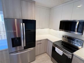 117 Danielle Ct, Weston FL 33326