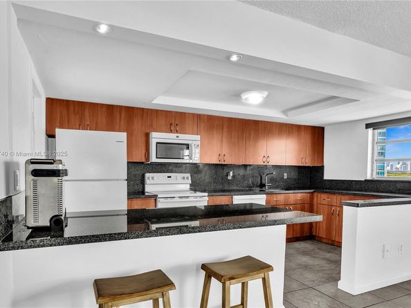 1340 Lincoln Rd 801, Miami Beach FL 33139