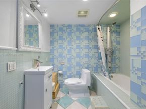9 Island Ave 810, Miami Beach FL 33139