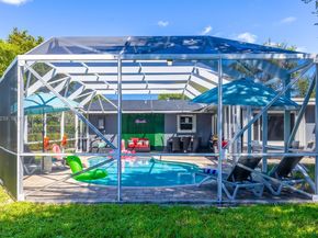 312 N Luna Ct, Hollywood FL 33021
