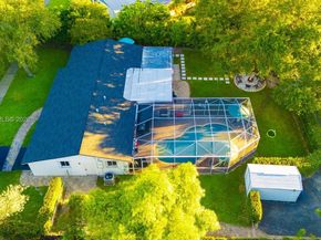 312 N Luna Ct, Hollywood FL 33021