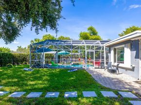 312 N Luna Ct, Hollywood FL 33021