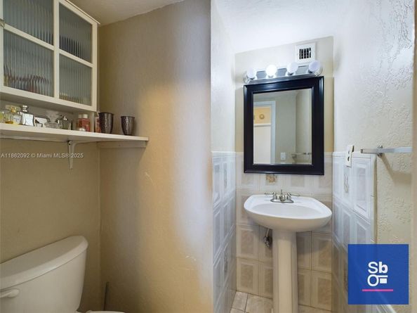 2100 Sans Souci Blvd A707, North Miami FL 33181