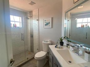 16445 SW 100th Ter, Miami FL 33196