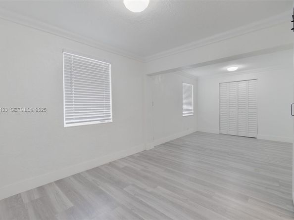 6634 Hope St, Hollywood FL 33024