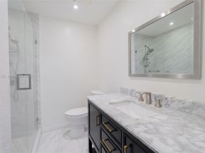 6634 Hope St, Hollywood FL 33024