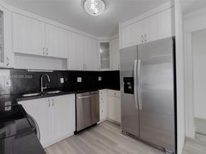 6634 Hope St, Hollywood FL 33024