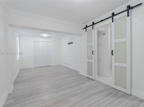 6634 Hope St, Hollywood FL 33024