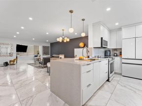 4140 NW 44th Ave 114, Lauderdale Lakes FL 33319