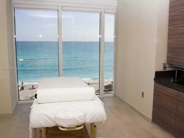 1800 S Ocean Dr 3101, Hallandale Beach FL 33009