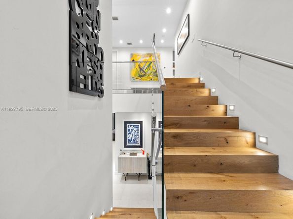 1760 Chucunantah Rd, Miami FL 33133