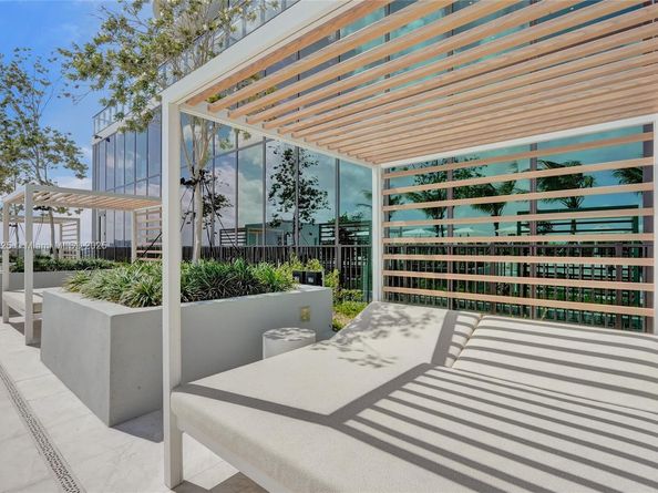 580 72nd street 2102, Miami Beach FL 33141