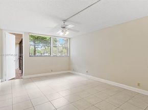 16400 Golf Club Rd 104, Weston FL 33326