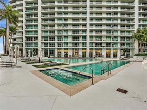 90 SW 3rd St 2013, Miami FL 33130