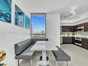 90 SW 3rd St 2013, Miami FL 33130