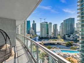 90 SW 3rd St 2013, Miami FL 33130