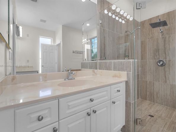 6201 Floridian Cir, Lake Worth FL 33463