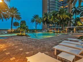 770 NE 69th St 6H, Miami FL 33138