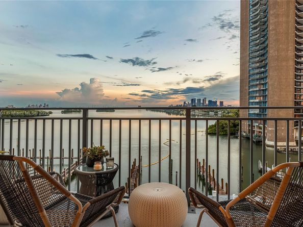 770 NE 69th St 6H, Miami FL 33138