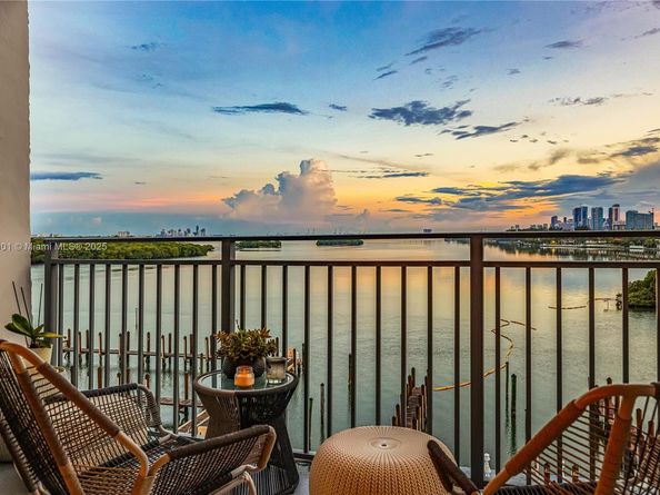 770 NE 69th St 6H, Miami FL 33138