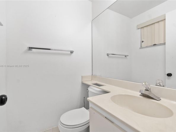 8033 NW 29 Street, Sunrise FL 33322