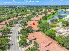 7401 S Aragon Blvd 5, Sunrise FL 33313