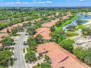 7401 S Aragon Blvd 5, Sunrise FL 33313