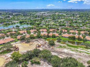 7401 S Aragon Blvd 5, Sunrise FL 33313