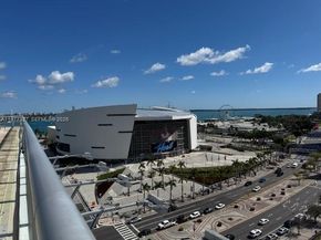 888 Biscayne Blvd 4011, Miami FL 33132