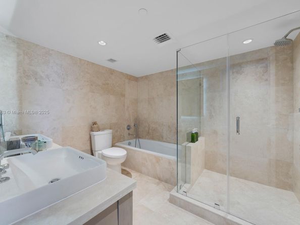 102 24th St 1519, Miami Beach FL 33139