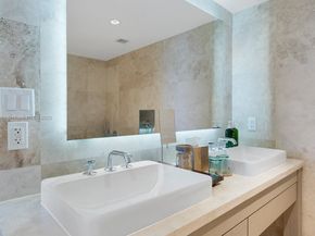 102 24th St 1519, Miami Beach FL 33139