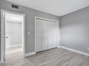 13980 NE 2nd Ct, Miami FL 33161