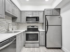 13980 NE 2nd Ct, Miami FL 33161