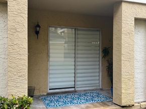 995 Riverside 111, Coral Springs FL 33071