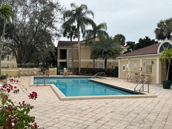 995 Riverside 111, Coral Springs FL 33071