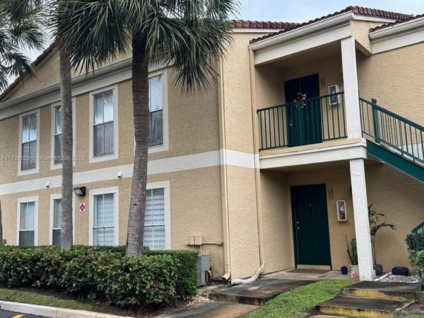 995 Riverside 111, Coral Springs FL 33071