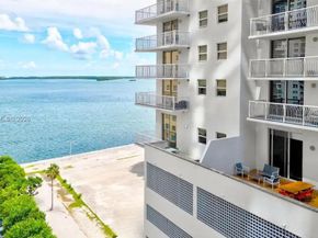 1200 Brickell Bay Dr 1404, Miami FL 33131