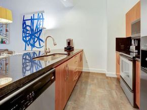 1200 Brickell Bay Dr 1404, Miami FL 33131